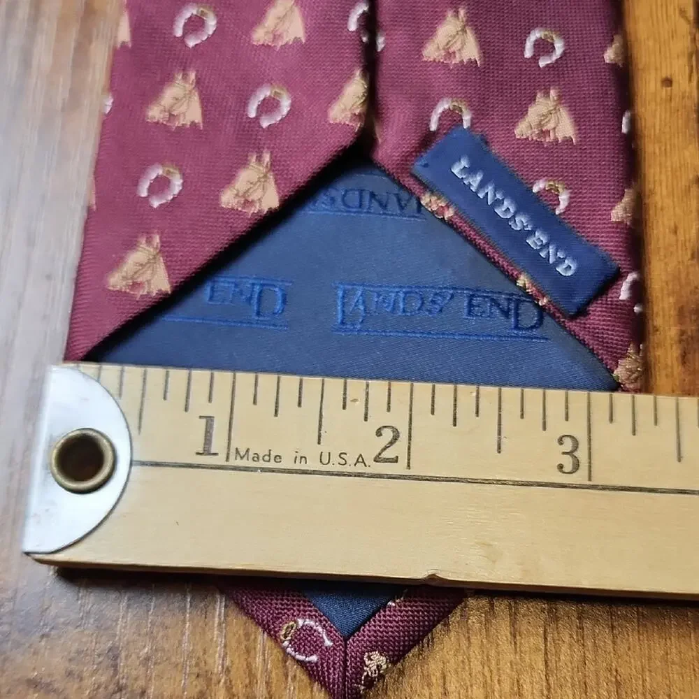 LANDS'‎ END | Extra Long Hand Sewn Silk Horse & Horseshoe Necktie | 62